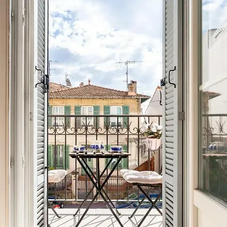 公寓 ⭐bright & Spacious 2br Scandinavian Design Flat With Balcony In Antibes⭐ *